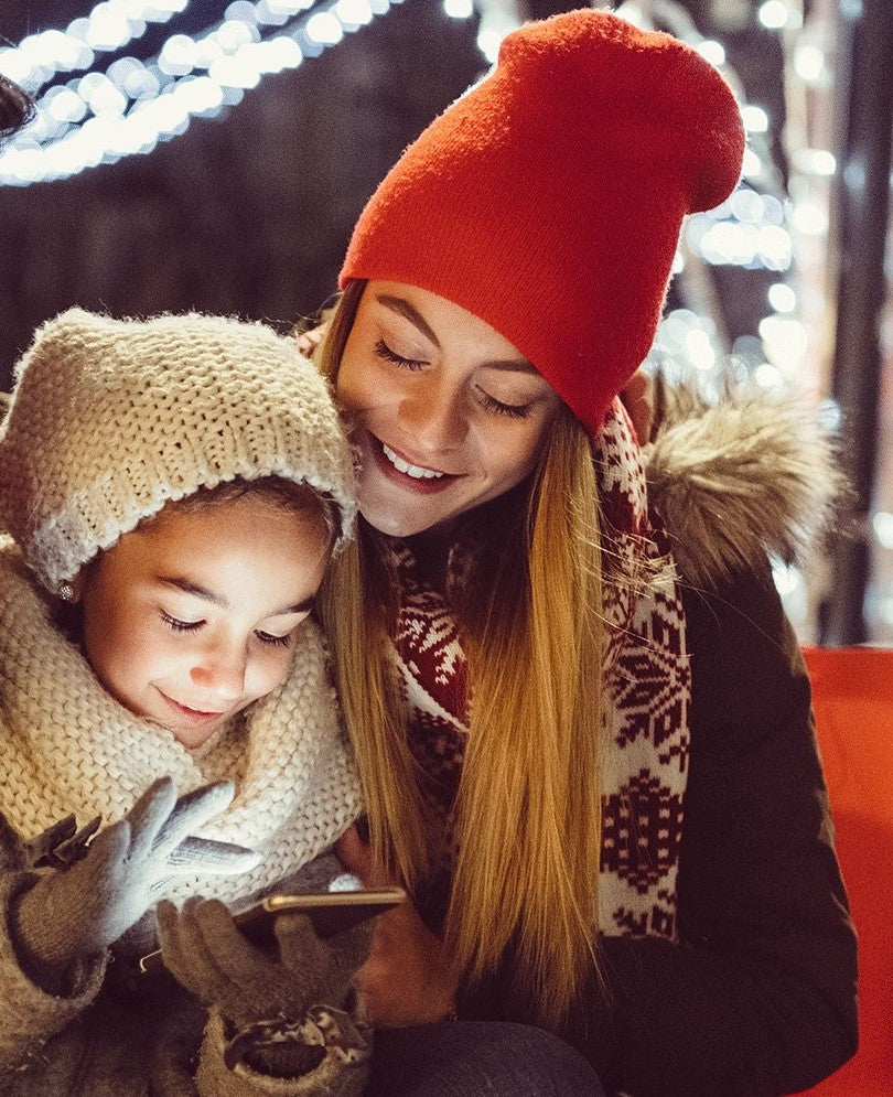 Wi-Fi for Family on phone while holiday shopping